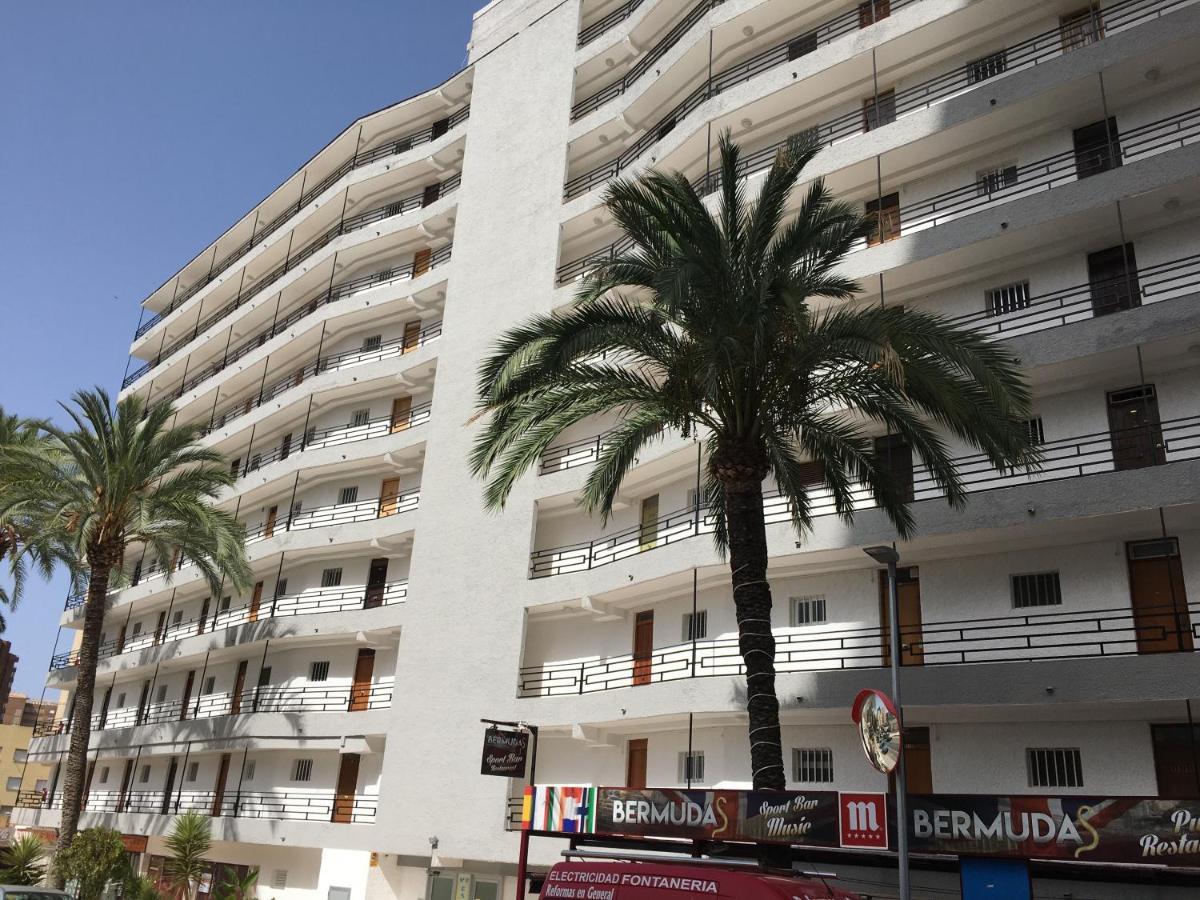 Bermudas-Turis Apartamentos Benidorm Kültér fotó