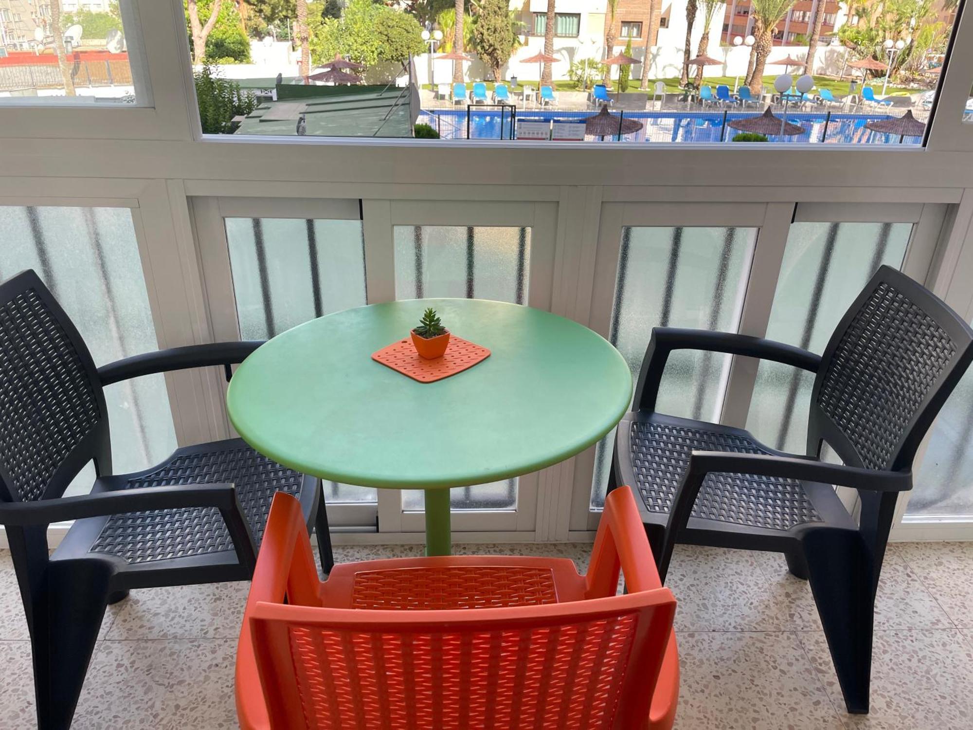 Bermudas-Turis Apartamentos Benidorm Kültér fotó