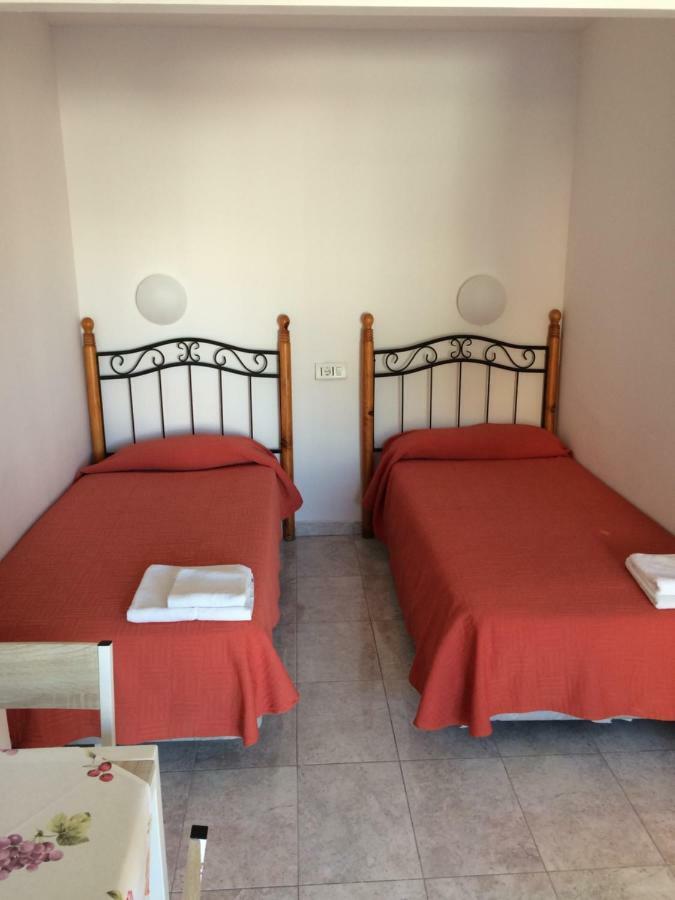 Bermudas-Turis Apartamentos Benidorm Kültér fotó