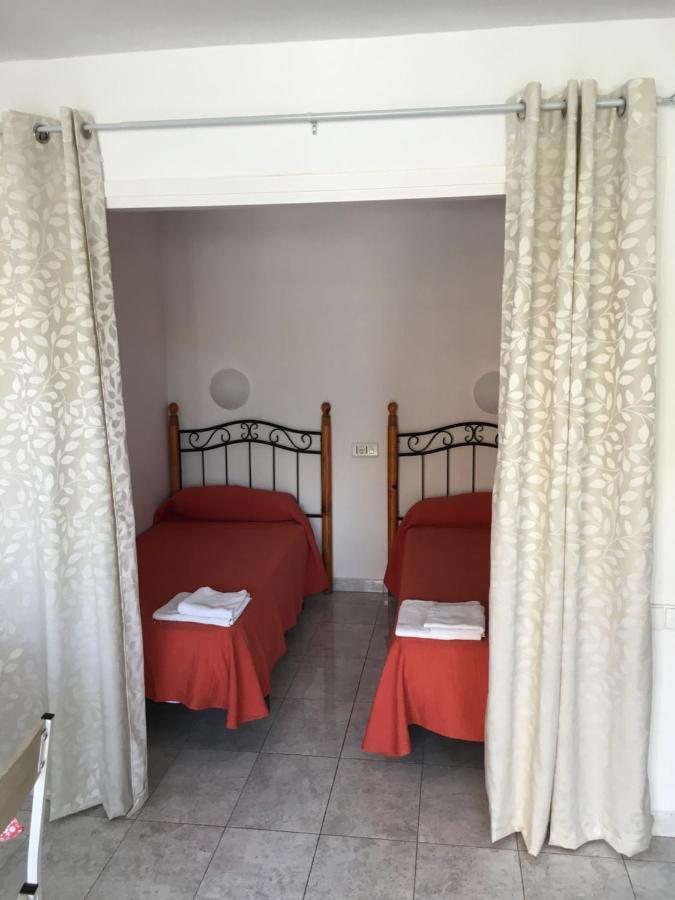 Bermudas-Turis Apartamentos Benidorm Kültér fotó